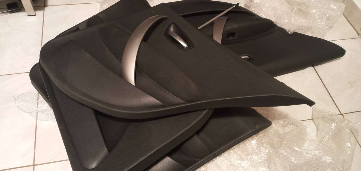 BMW 1 SERIES E87 Non-Leather SET OF INTERIOR door cards  Fronts & Rear