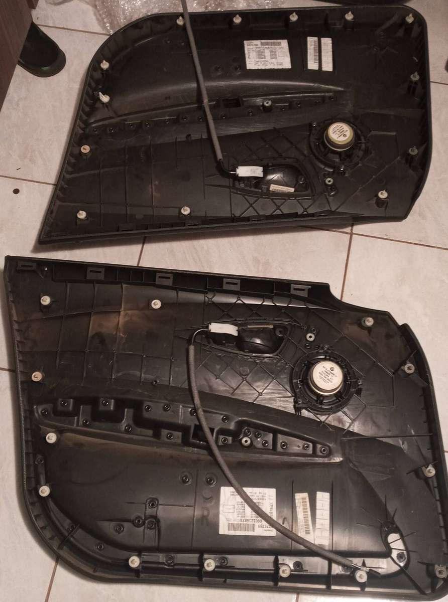 BMW 1 SERIES E87 Non-Leather SET OF INTERIOR door cards  Fronts & Rear