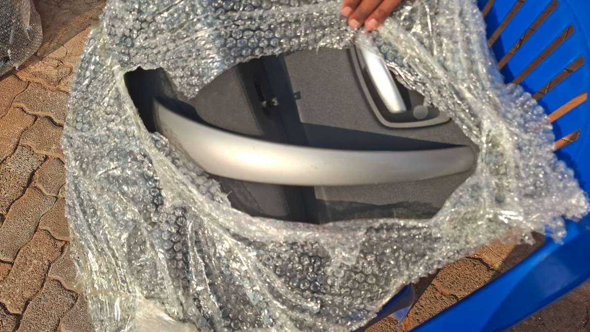 BMW 1 SERIES E87 Non-Leather SET OF INTERIOR door cards  Fronts & Rear