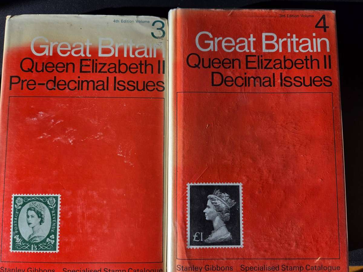 Great Britain Stanley Gibbons x4 specialized handbooks plus few catalogues