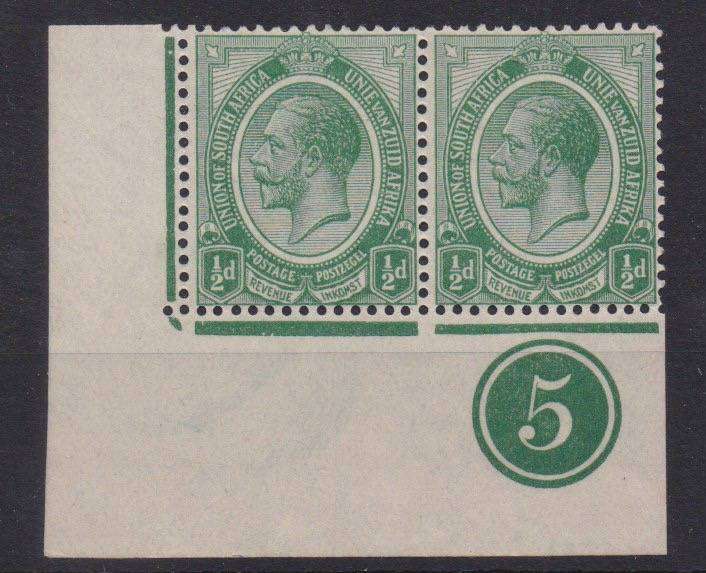 South Africa 1913 KGV 1/2d deep green shade control 5 bottom left pair very fine mint