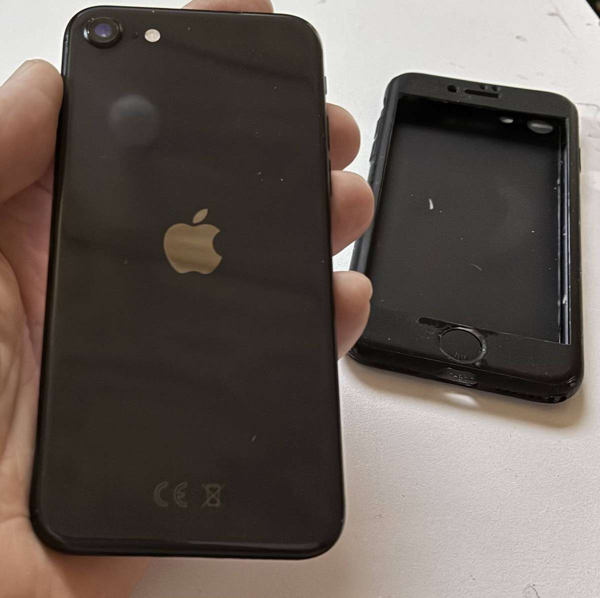 Mint Condition iPhone SE2