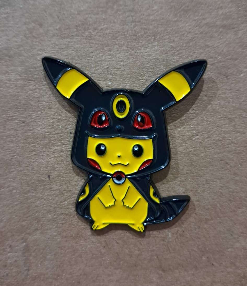 Enamel Metal Pin Badge Pokemon Eeveelution Pikachu - Umbreon