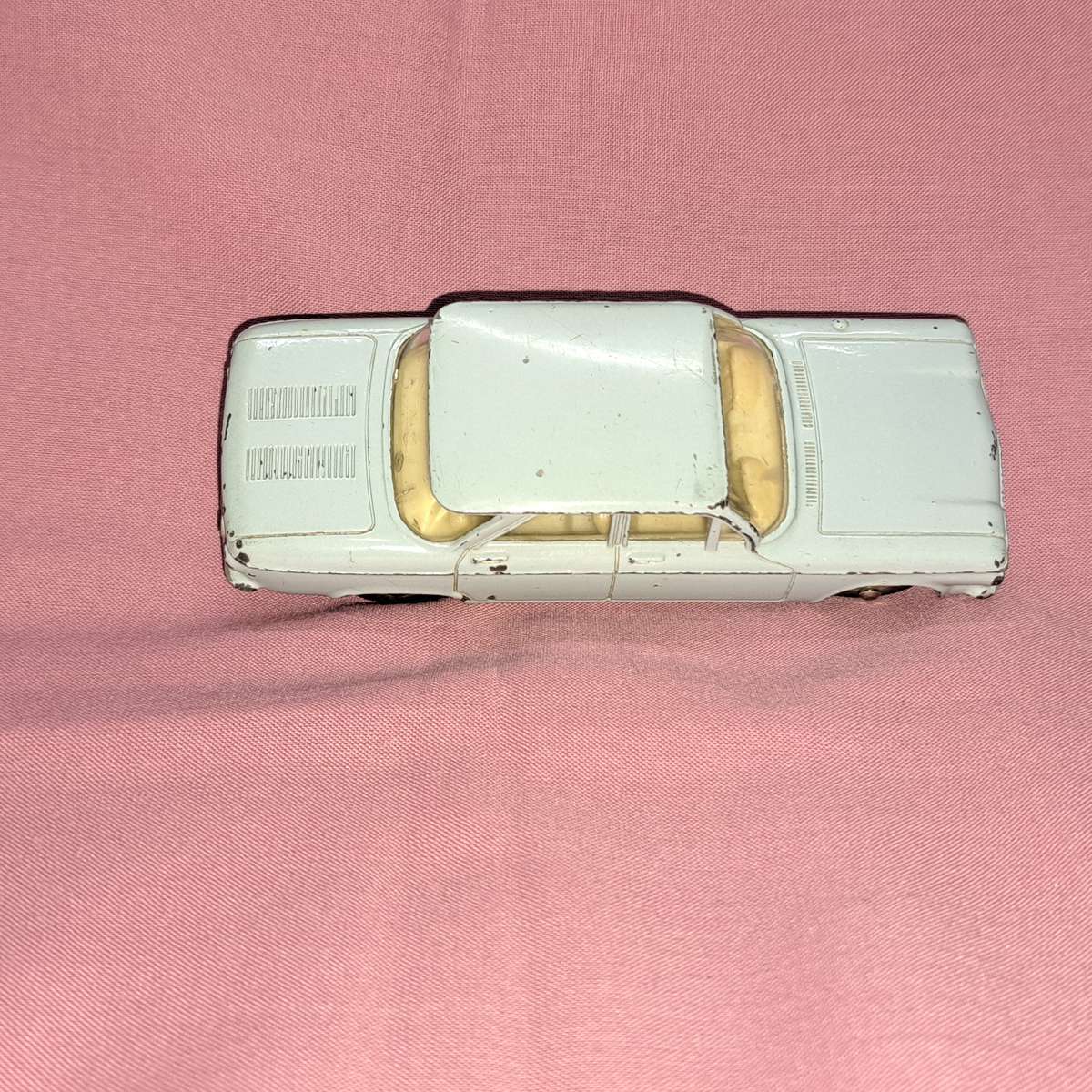 Dinky South Africa - Chevrolet Corvair - No. 552  Only for Anthony