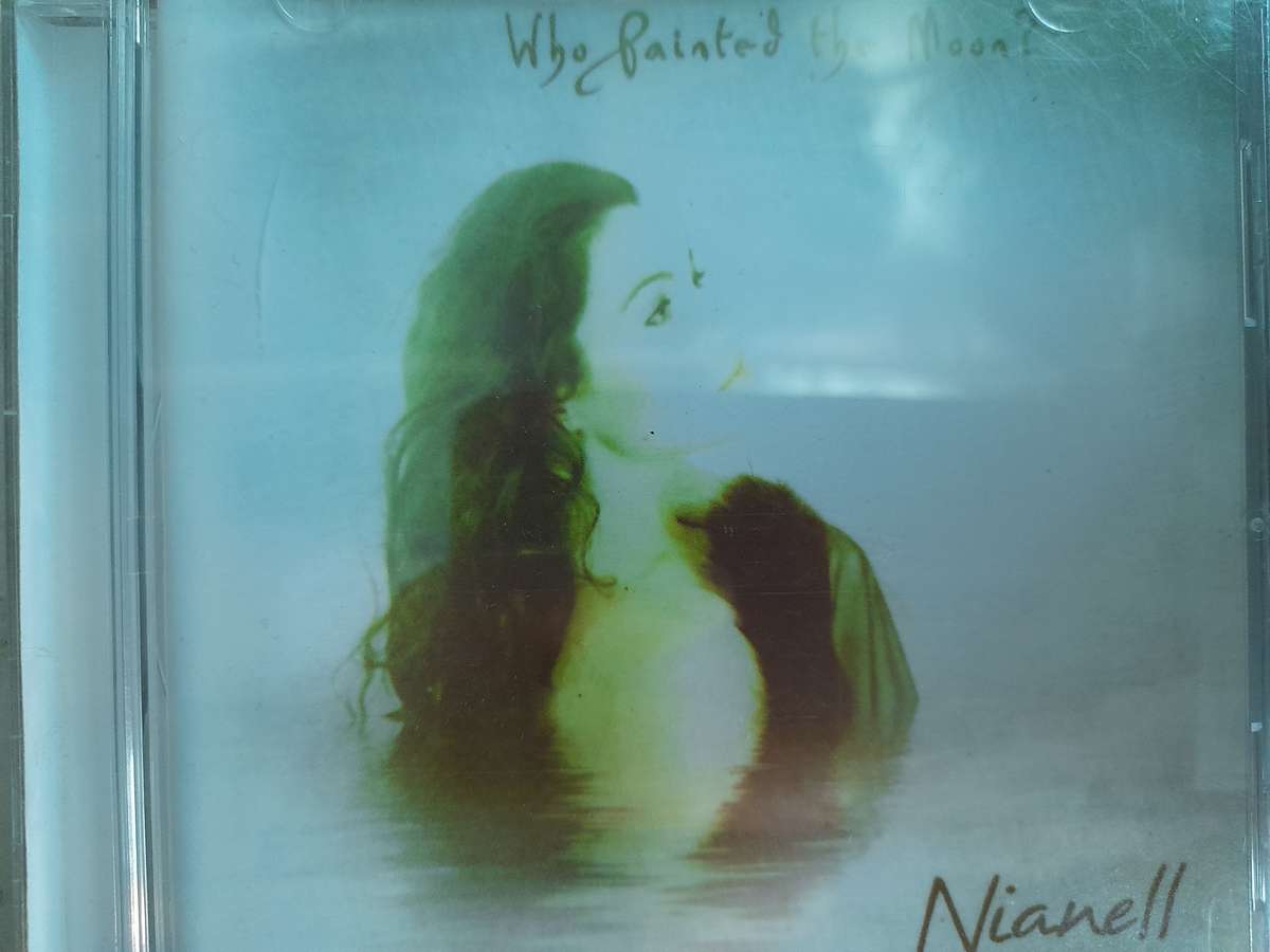 Nianell - Who Painted the Moon