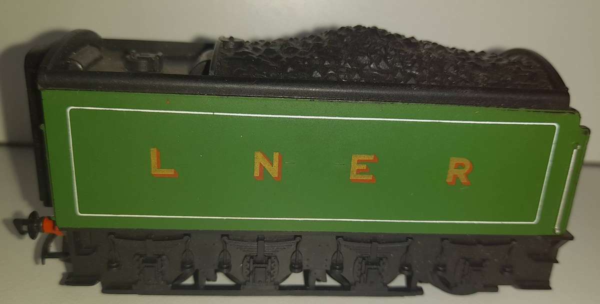 Railway: Locomotive - Flying Scotsman (OO Gauge Scale Model) by Hornby