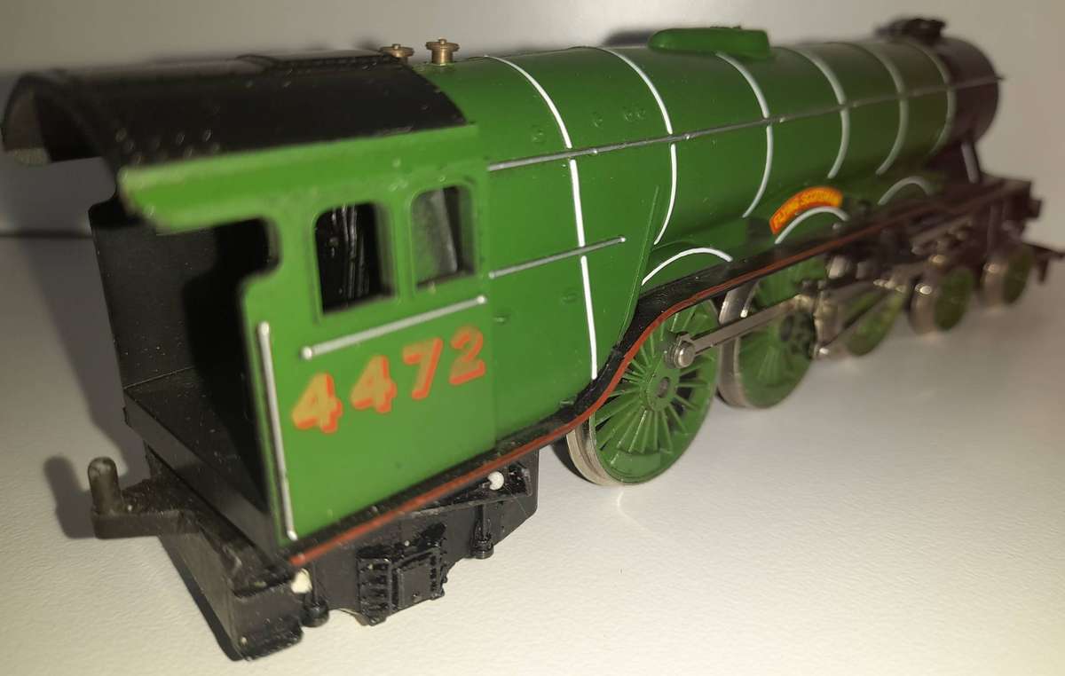 Railway: Locomotive - Flying Scotsman (OO Gauge Scale Model) by Hornby