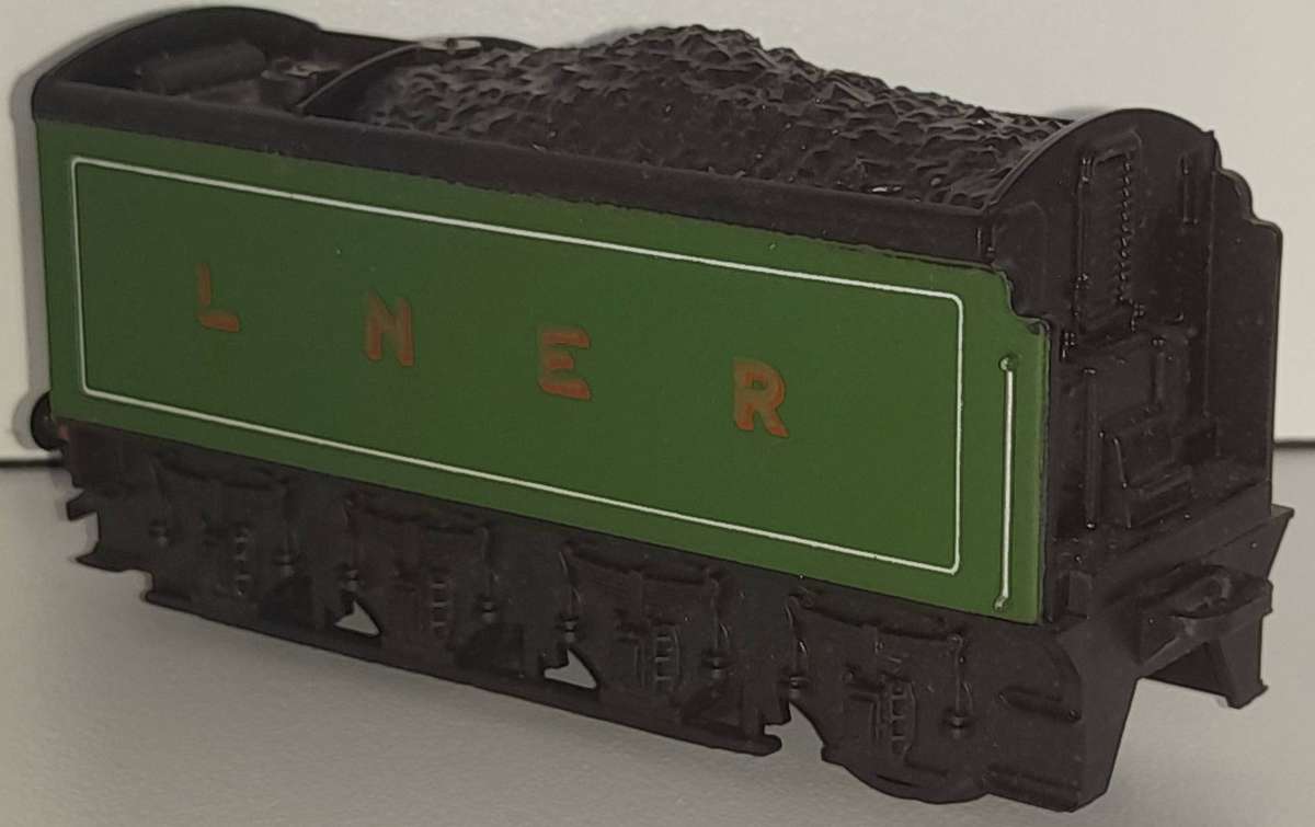 Railway: Locomotive - Flying Scotsman (OO Gauge Scale Model) by Hornby