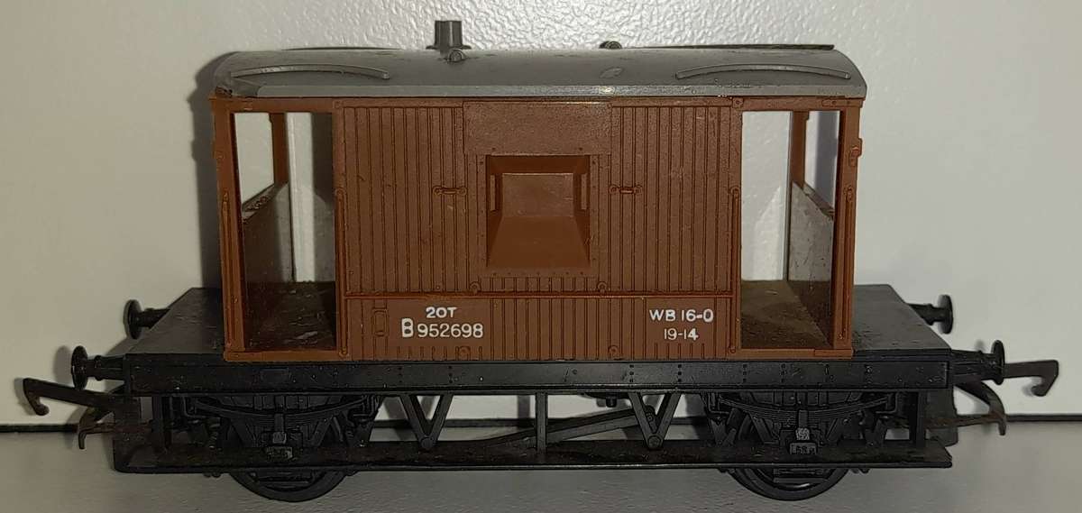 Railway: Triang - Guard Van (HO Scale)