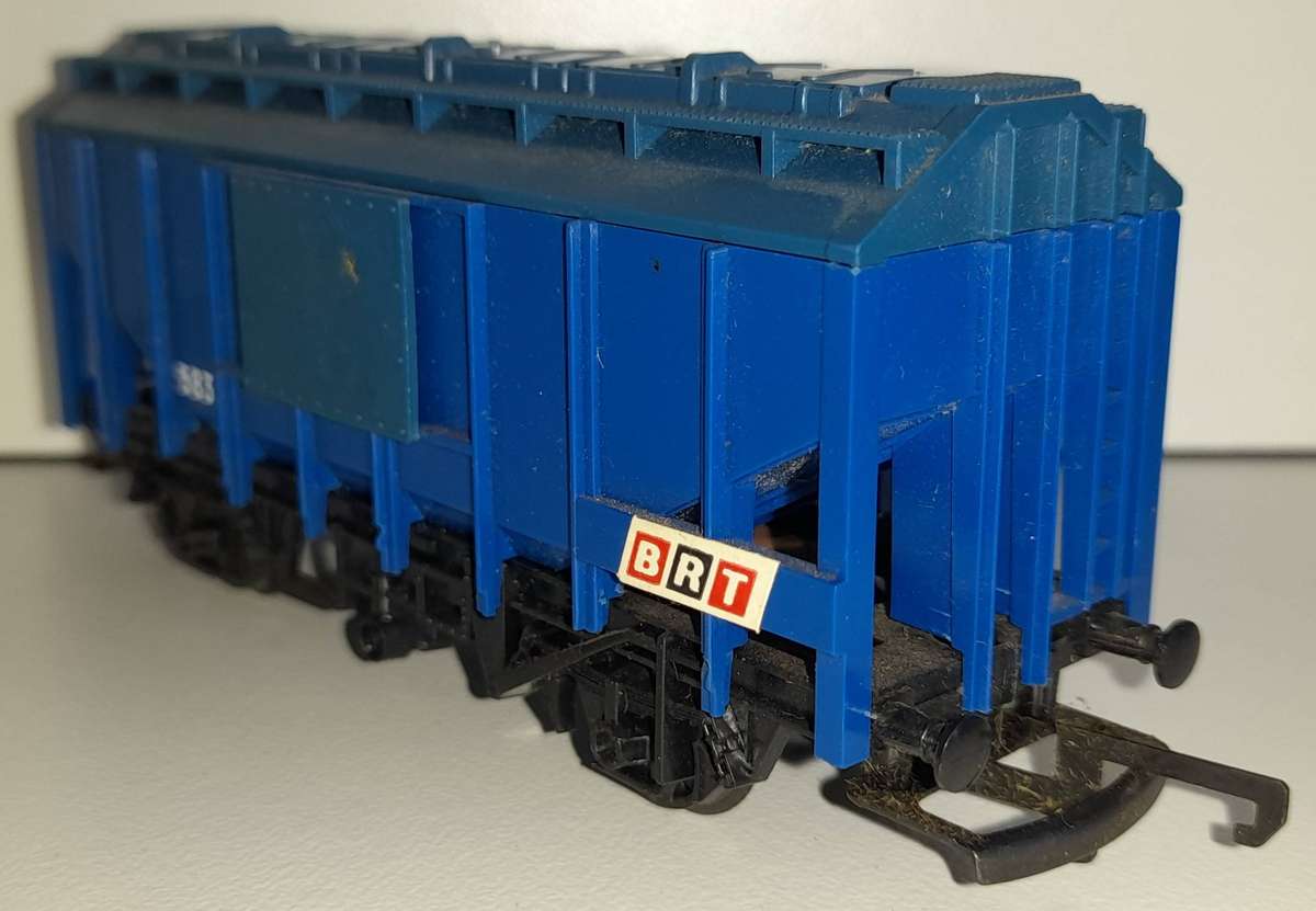 Railway: Grain Carrier (HO Scale)