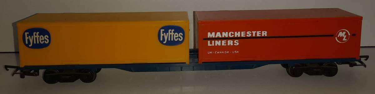 Railway: Container Carrier (HO Scale)