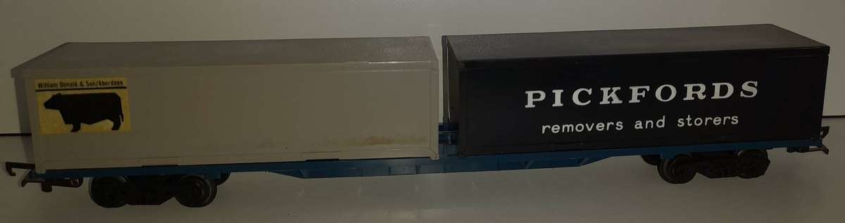 Railway: Container Carrier (HO Scale)