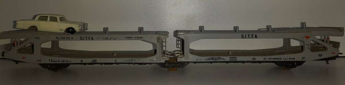 Railway: Car carrier - Double Trailer (HO Scale)