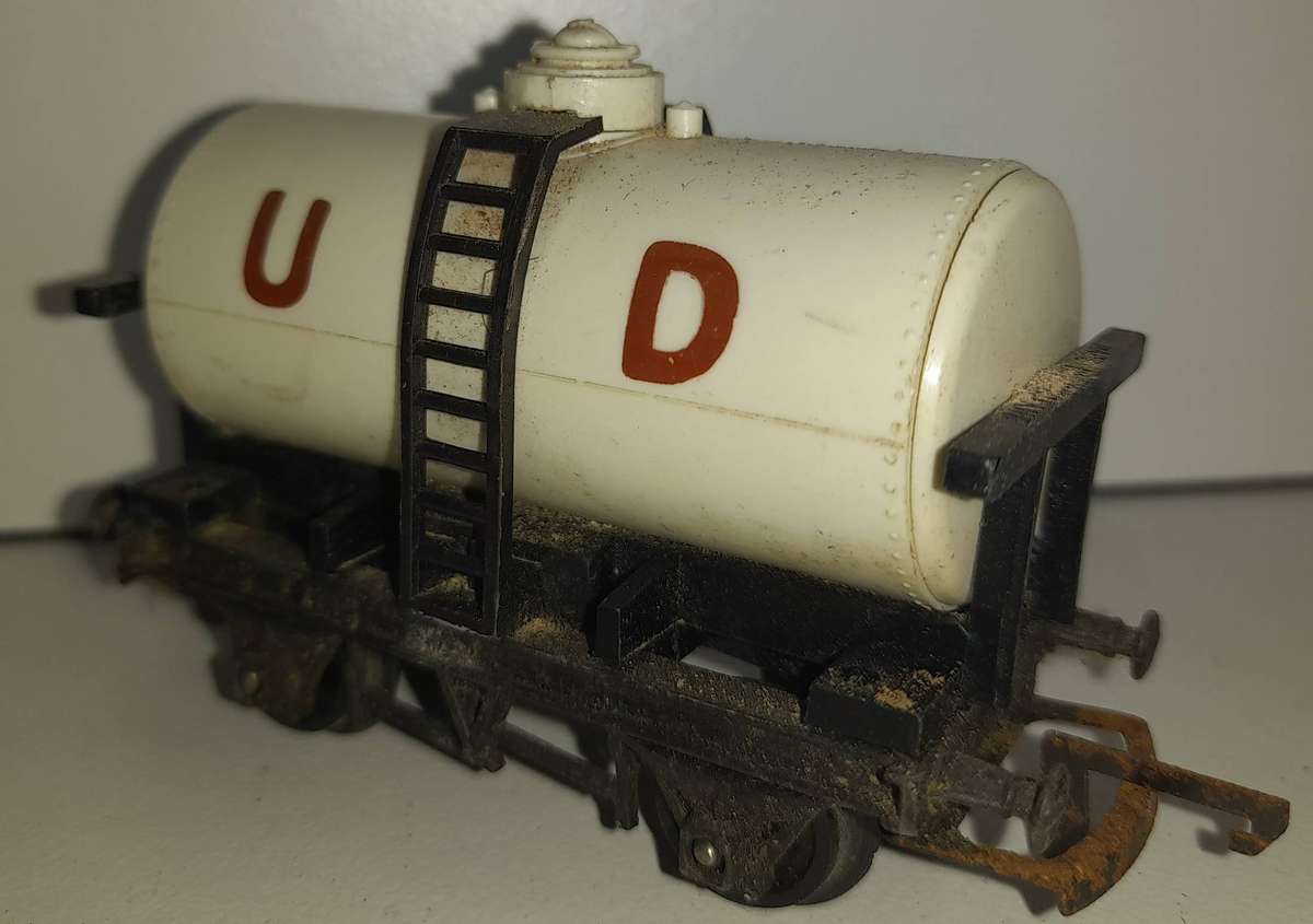 Railway: Milk Wagon (HO Gauge)