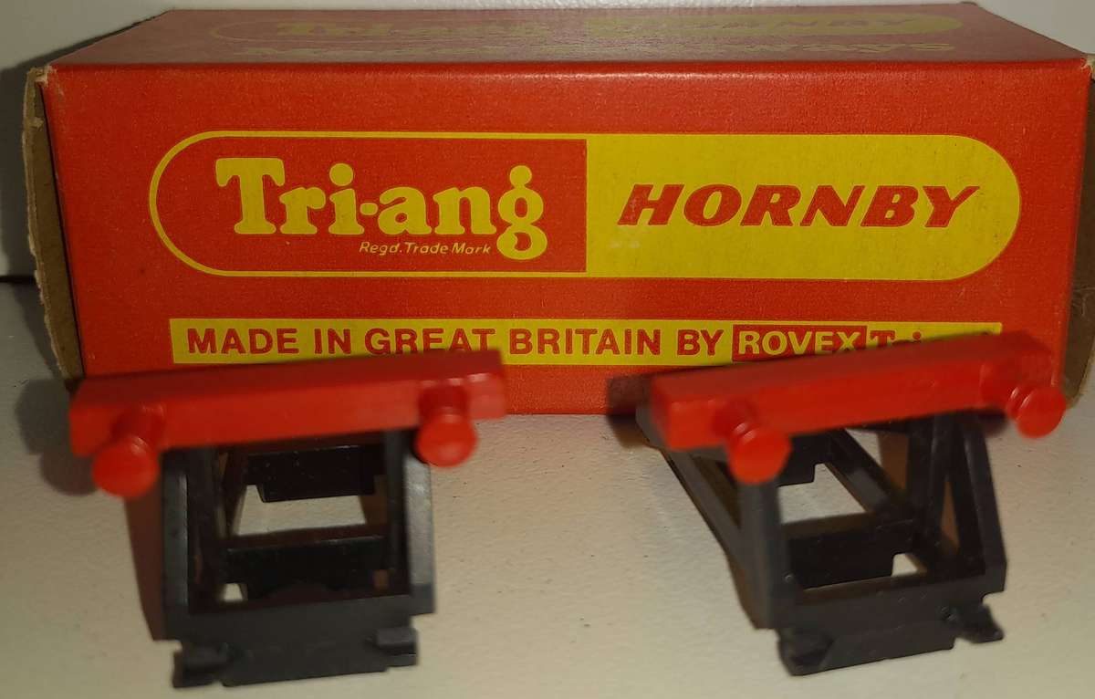Railway: Buffer Stops x 2 (HO Gauge) by Triang/Hornby