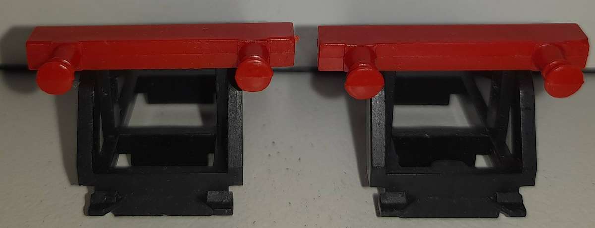 Railway: Buffer Stops x 2 (HO Gauge) by Triang/Hornby
