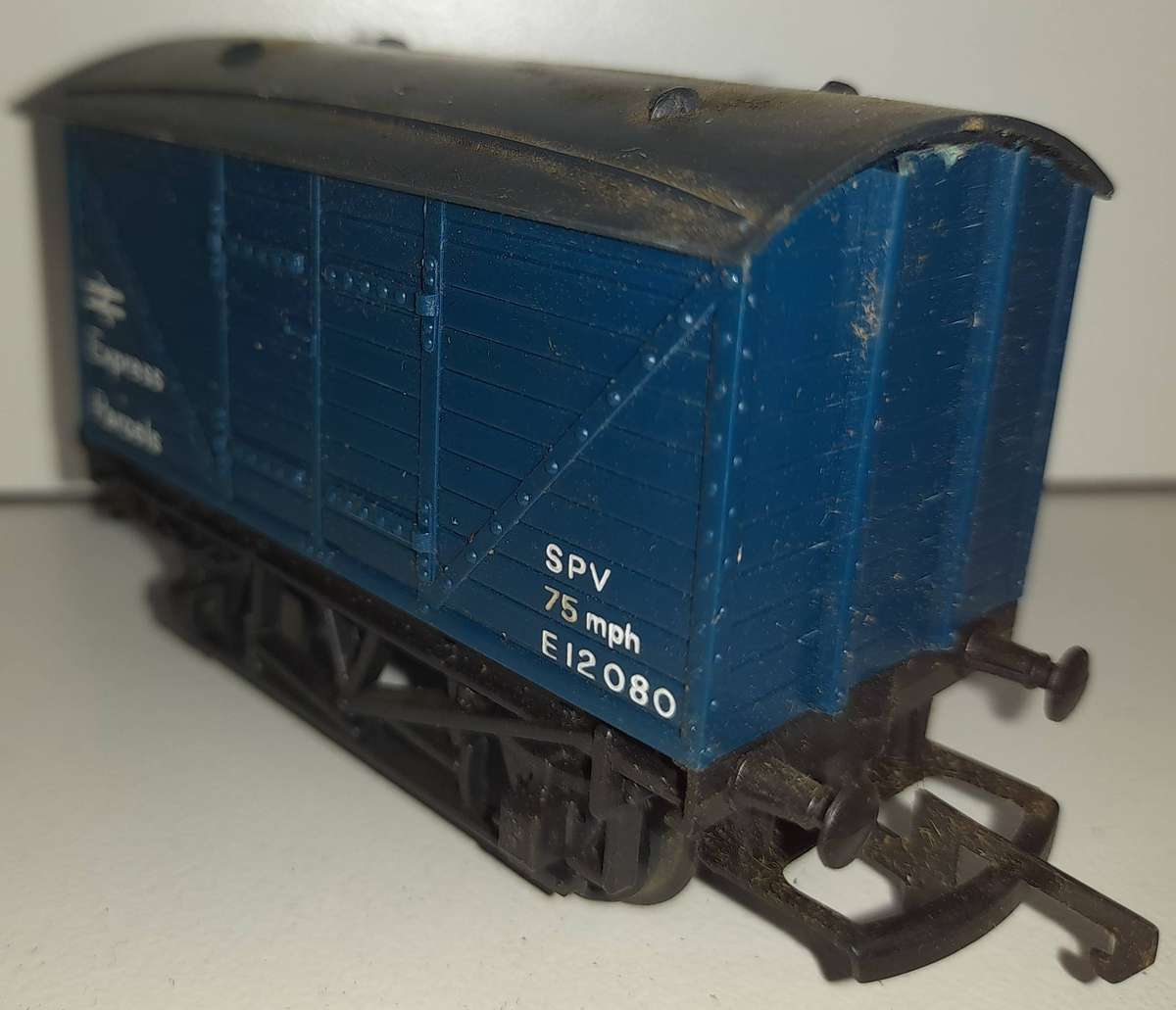Railway: Parcels Van (HO Gauge) by Triang/Hornby
