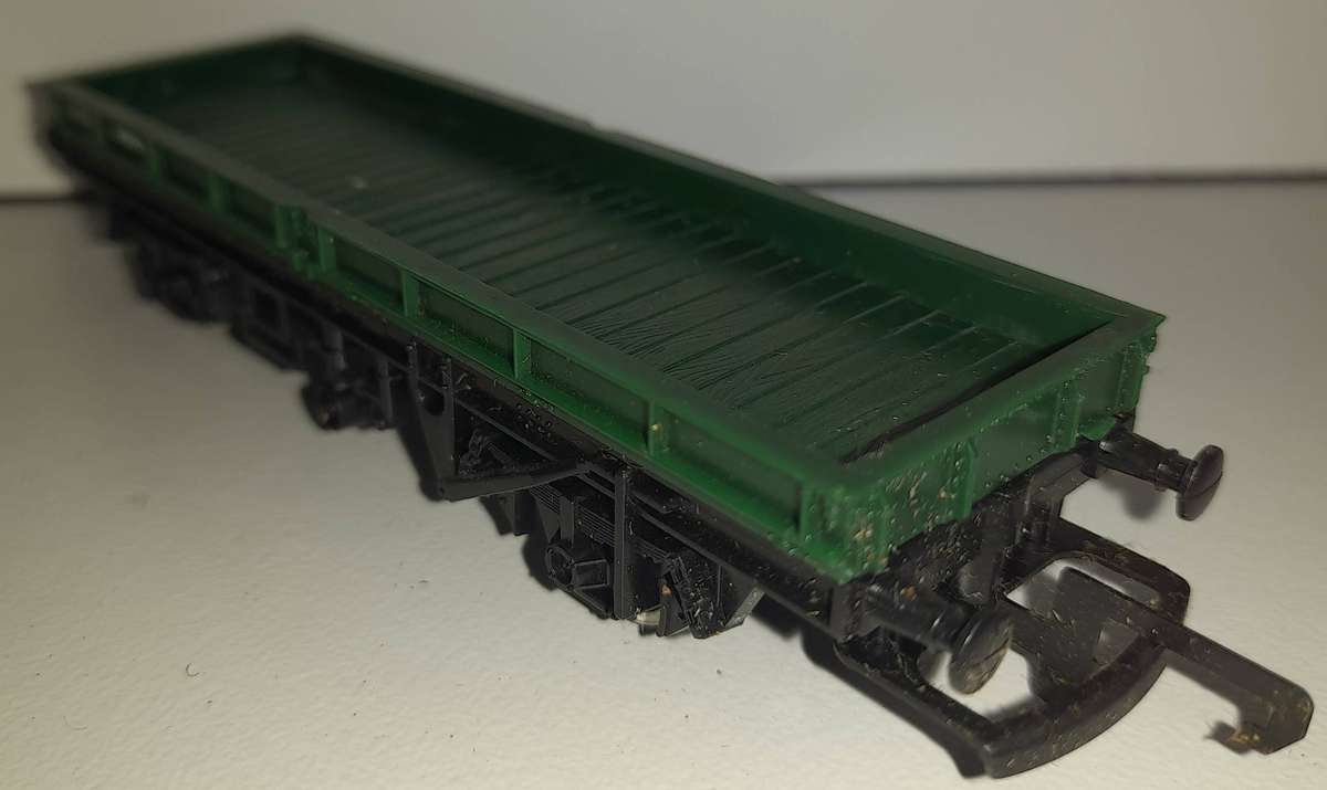 Railway: Flat Car (HO Gauge) by Triang/Hornby