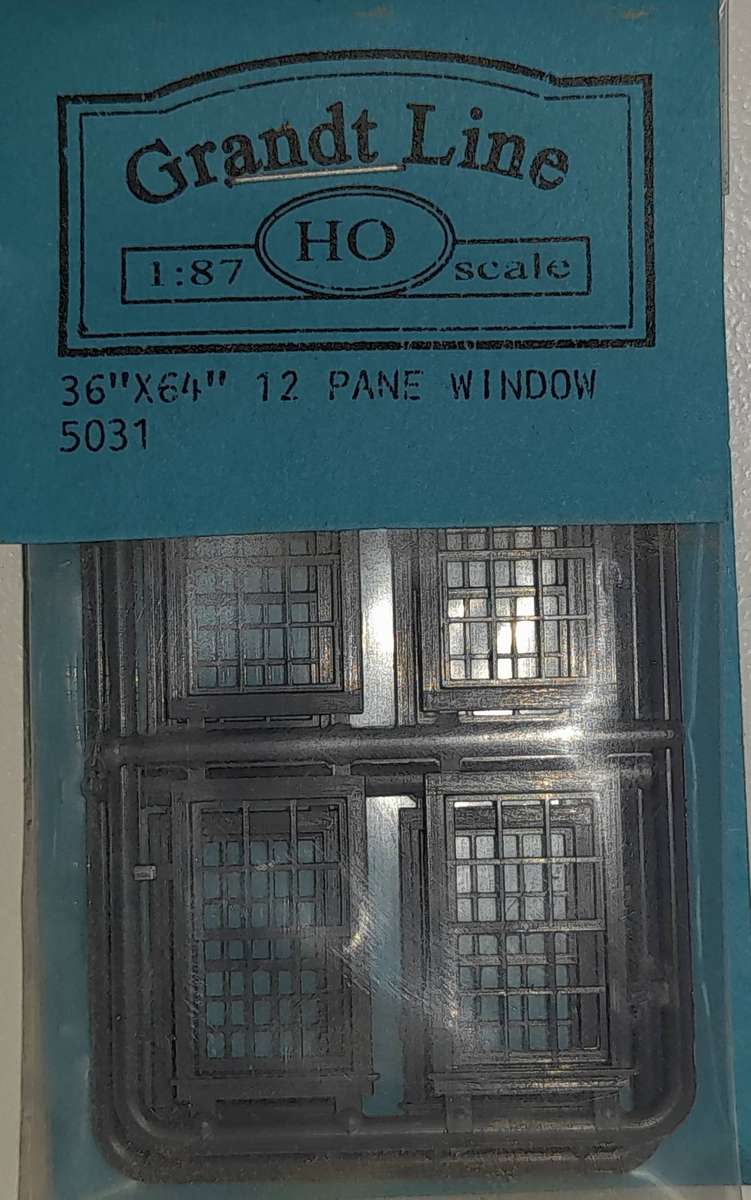 Railway: 12 Pane Window X 8  (HO Scale) by Grandt Line