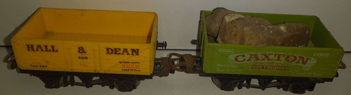 Railway: Open Wagon X 2 (HO Scale)
