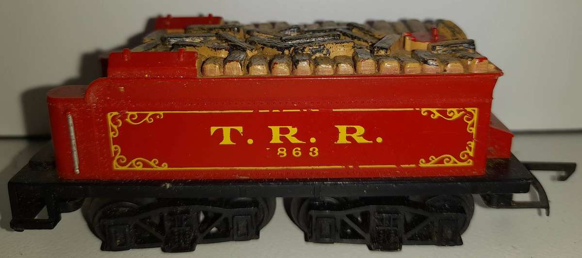 Railway: Rolling stock - Goods Wagon  (HO Scale) by Tri-ang