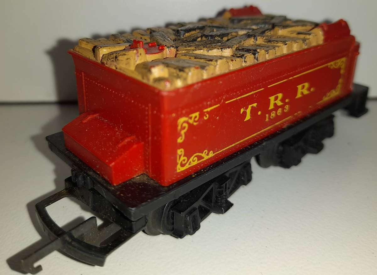 Railway: Rolling stock - Goods Wagon  (HO Scale) by Tri-ang
