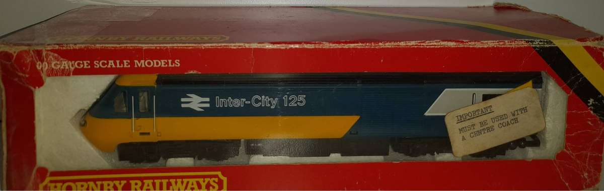 Railway: Locomotive X 2 (Inter-City 125) by Hornby Railways (OO Scale)
