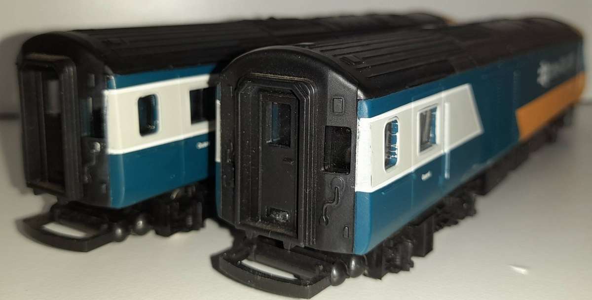 Railway: Locomotive X 2 (Inter-City 125) by Hornby Railways (OO Scale)