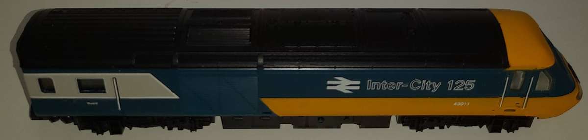 Railway: Locomotive X 2 (Inter-City 125) by Hornby Railways (OO Scale)