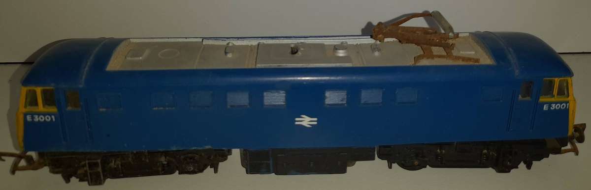 Railway: Locomotive (R753) by Tri-ang (HO Scale)