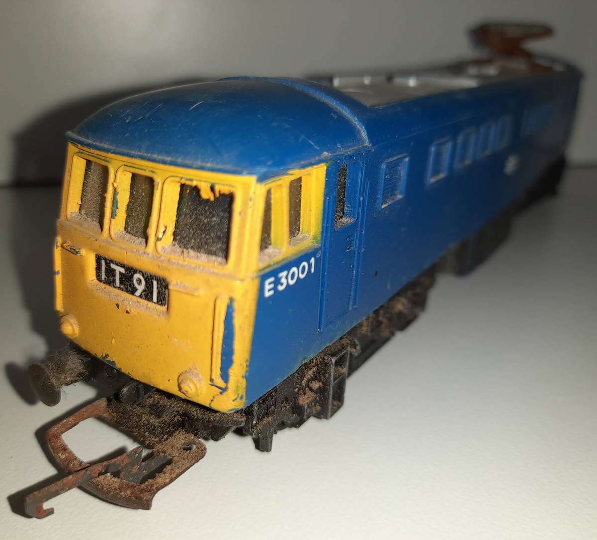 Railway: Locomotive (R753) by Tri-ang (HO Scale)