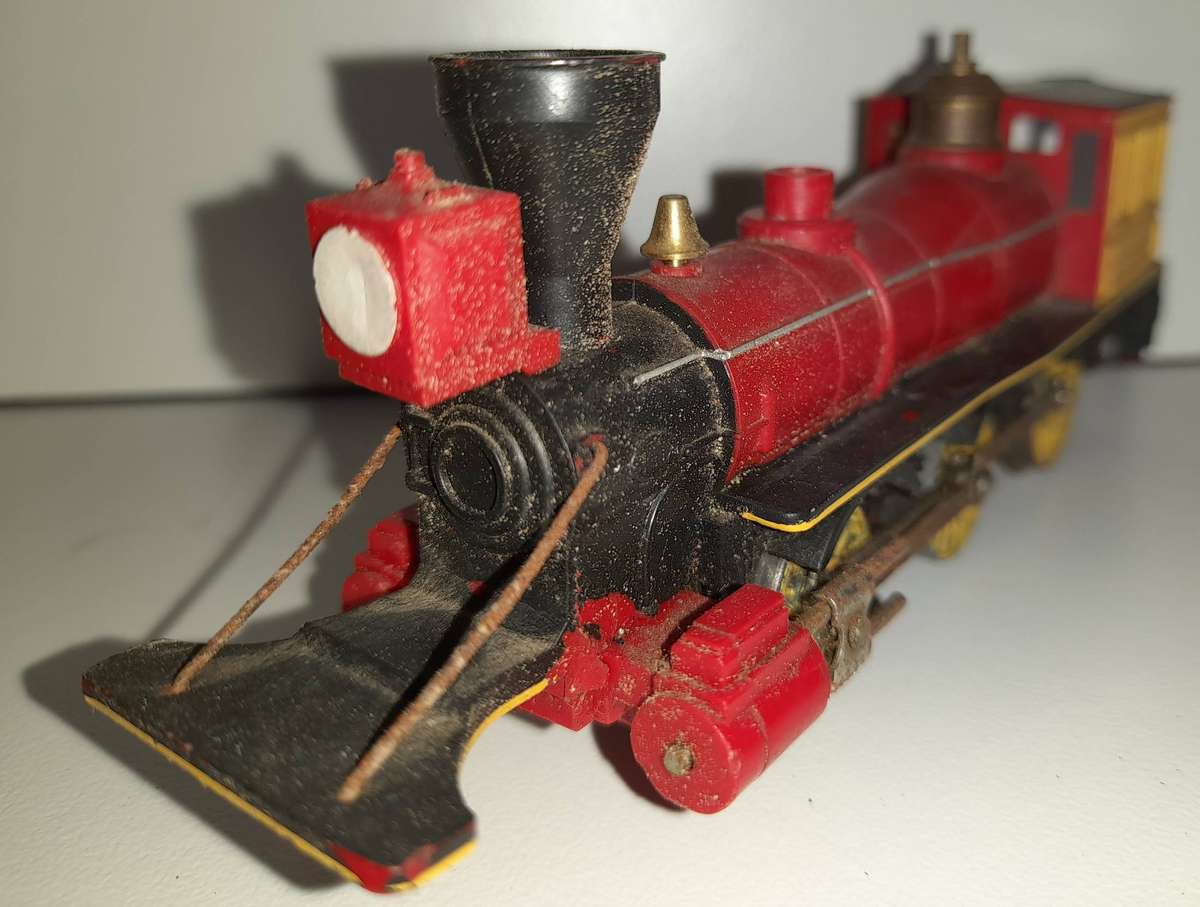 Railway: Locomotive - Davy Crockett(R358) by Tri-ang (HO Scale)