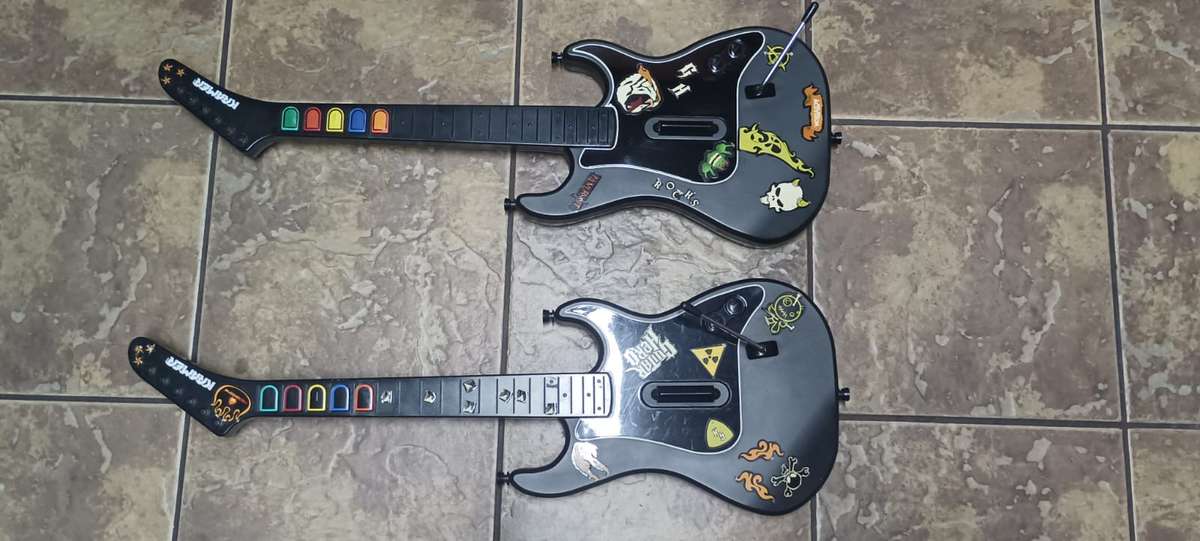 Playstation 2 guitar hero x 2 untested