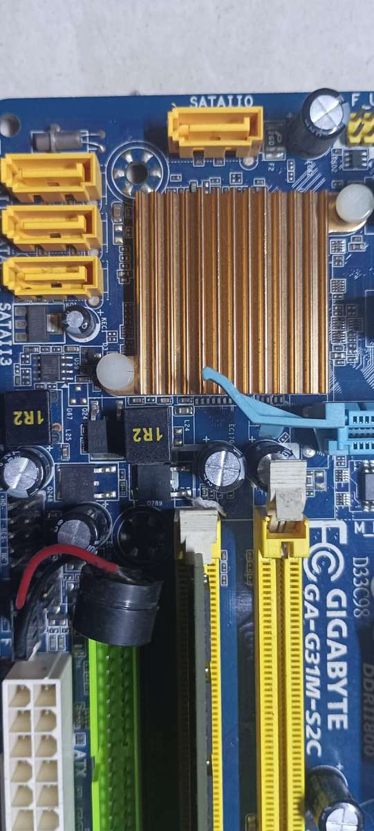Motherboard Gigabyte GA-G31M-S2C as is
