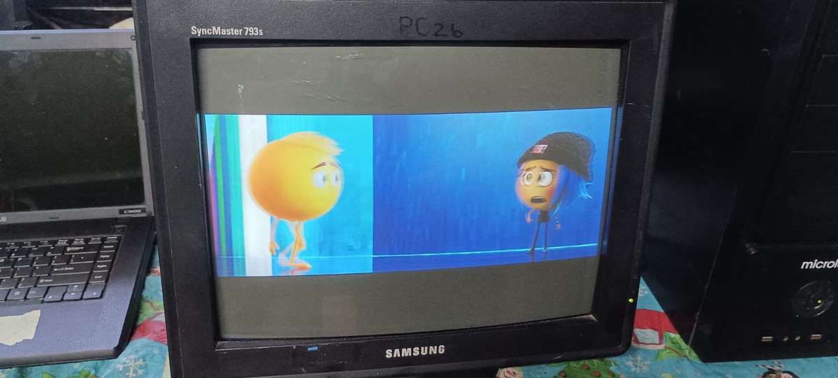 Samsung SyncMaster CRT monitor Model 793S