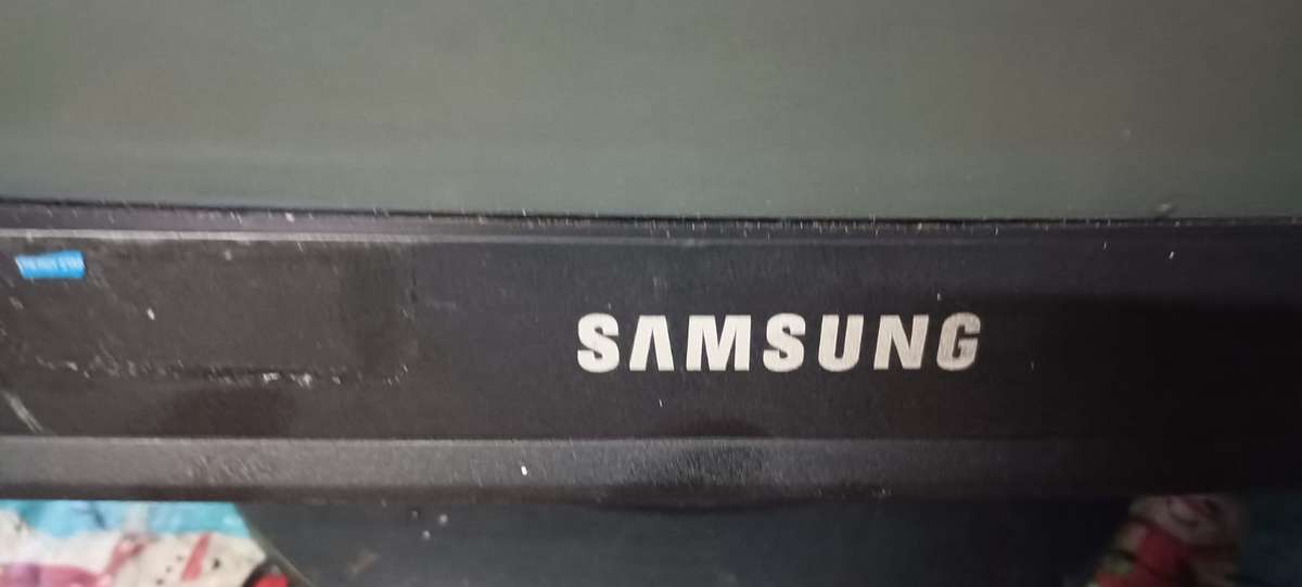 Samsung SyncMaster CRT monitor Model 793S