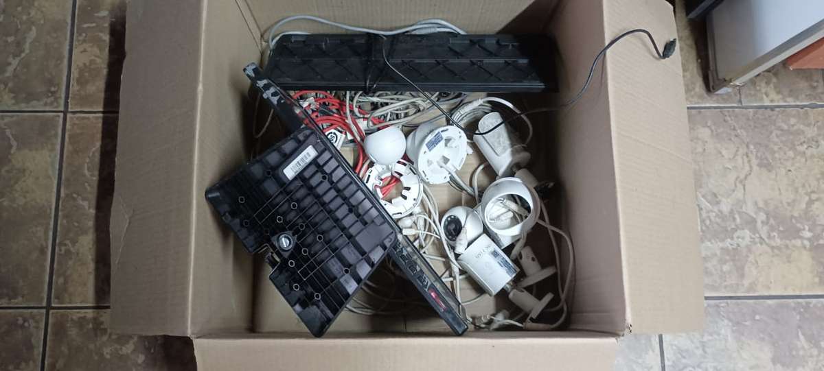 Cameras, screen ect ALL AS IS