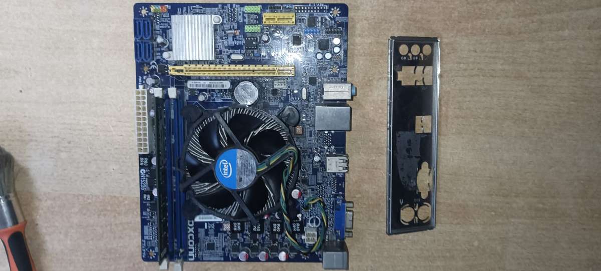 Foxconn Motherboard and cpu I3