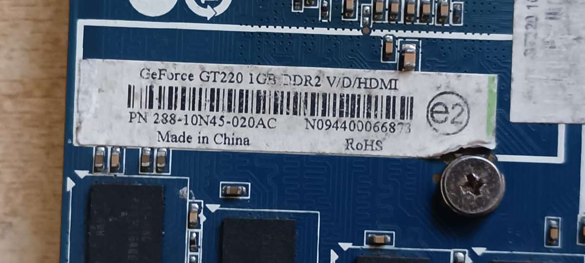 Nvidia Geforce GT 220 1GB  DDR2 PCI-E