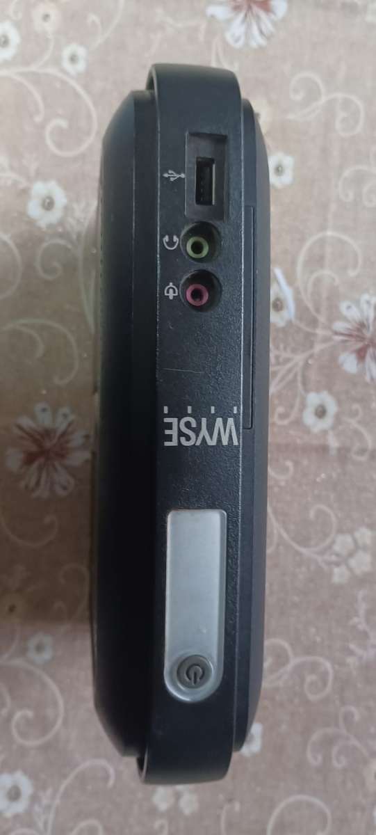 WYSE Computer with PS2 keyboard and mouse