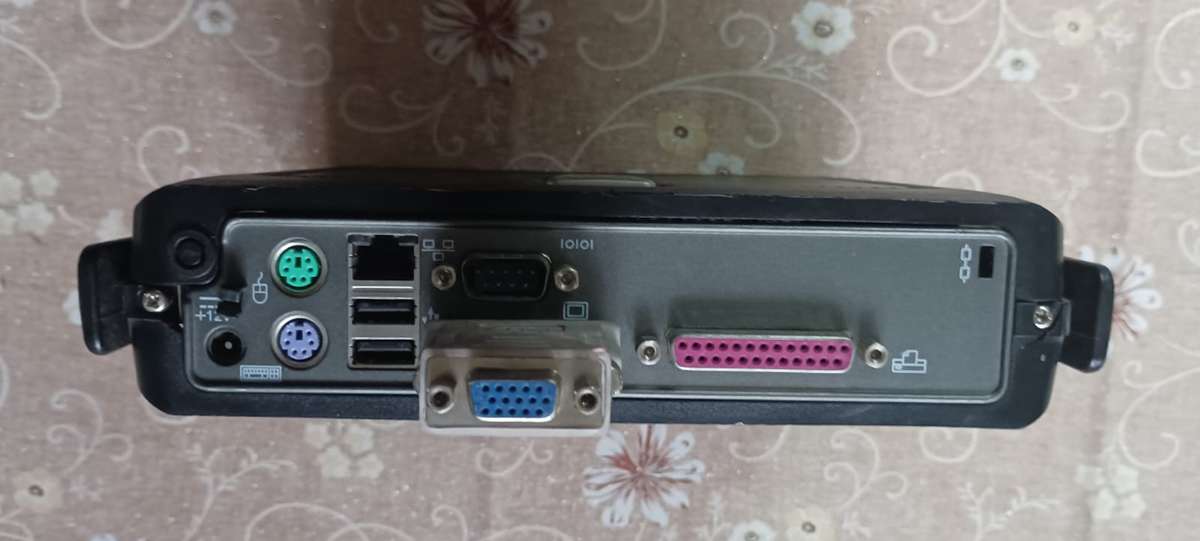 WYSE Computer with PS2 keyboard and mouse