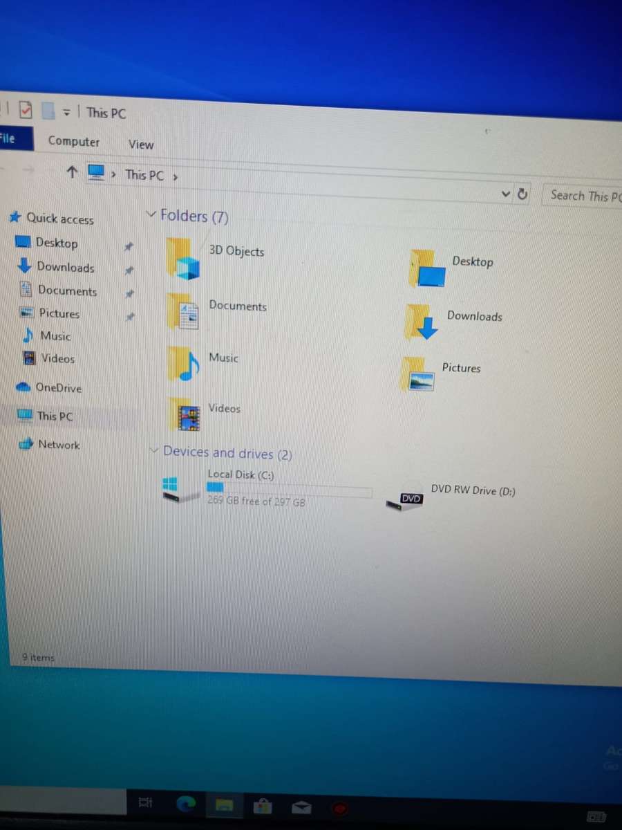 Dell Core 2 quad tower and LG Flatron 1919S screen