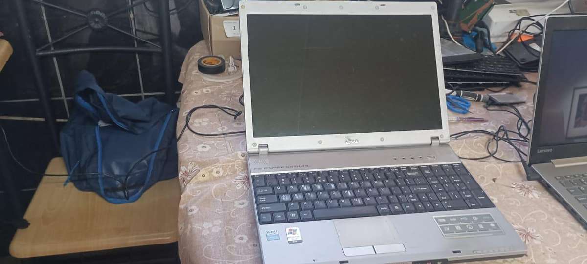 LG FE Express Dual laptop