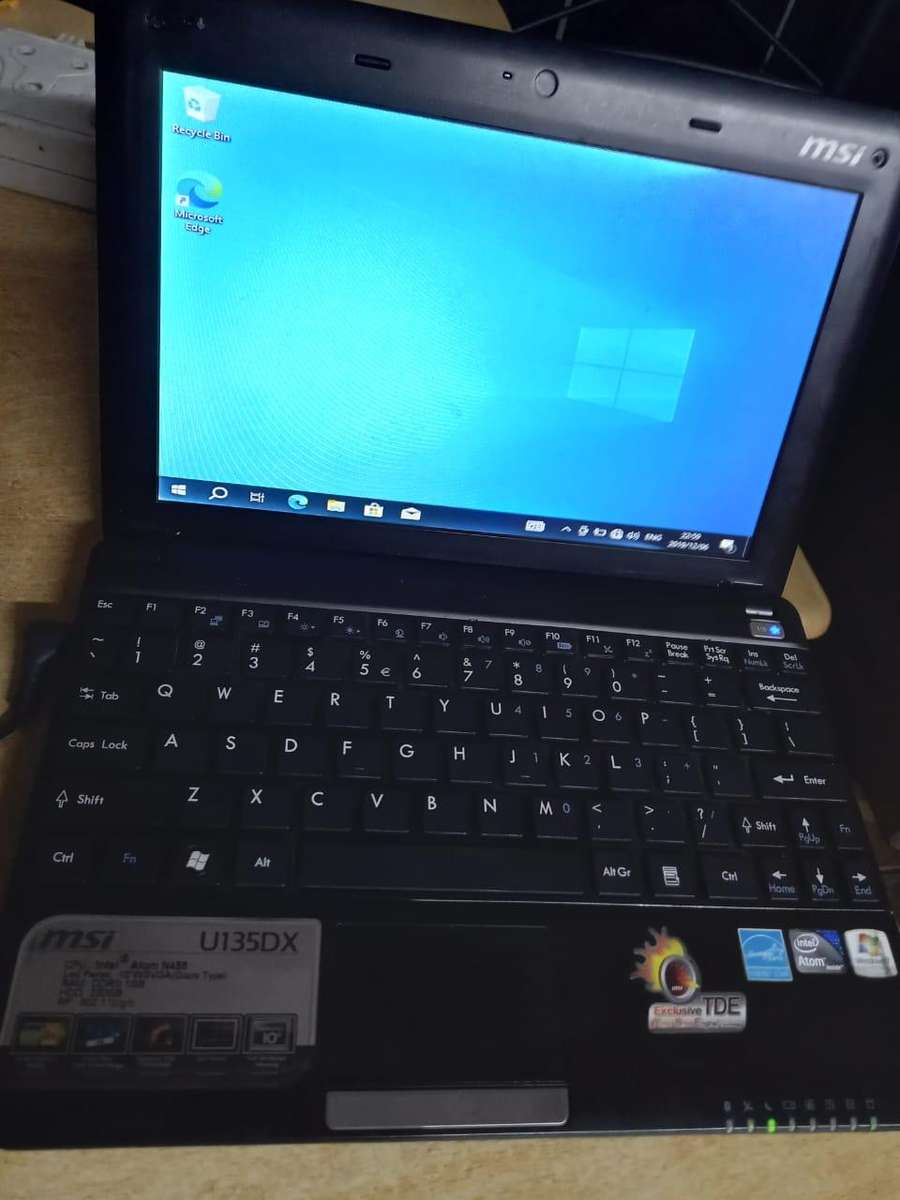 MSI U135DX laptop