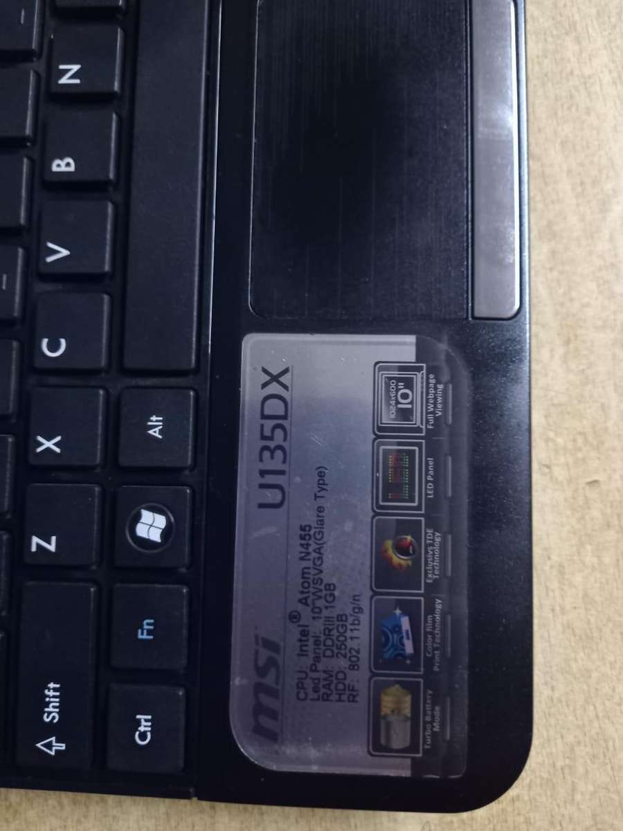 MSI U135DX laptop