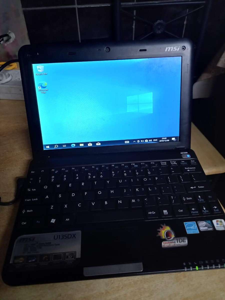 MSI U135DX laptop