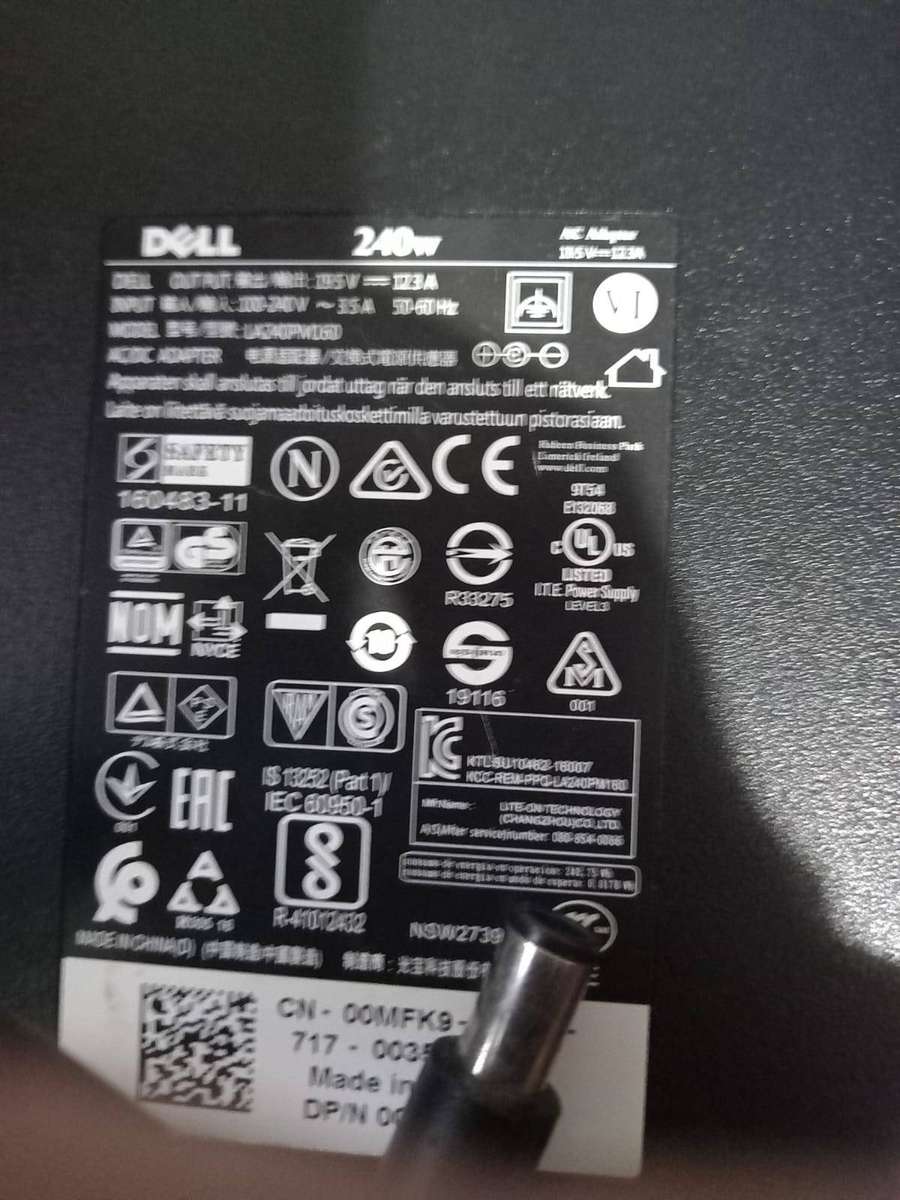 Dell 240W LA240PM160 19.5V  12.3A charger