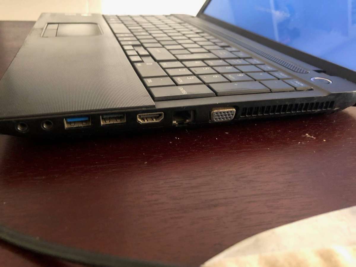 TOSHIBA Satellite C50D-A0302 AMD Dual Core E1-1200, 8GB RAM, 500GB HDD