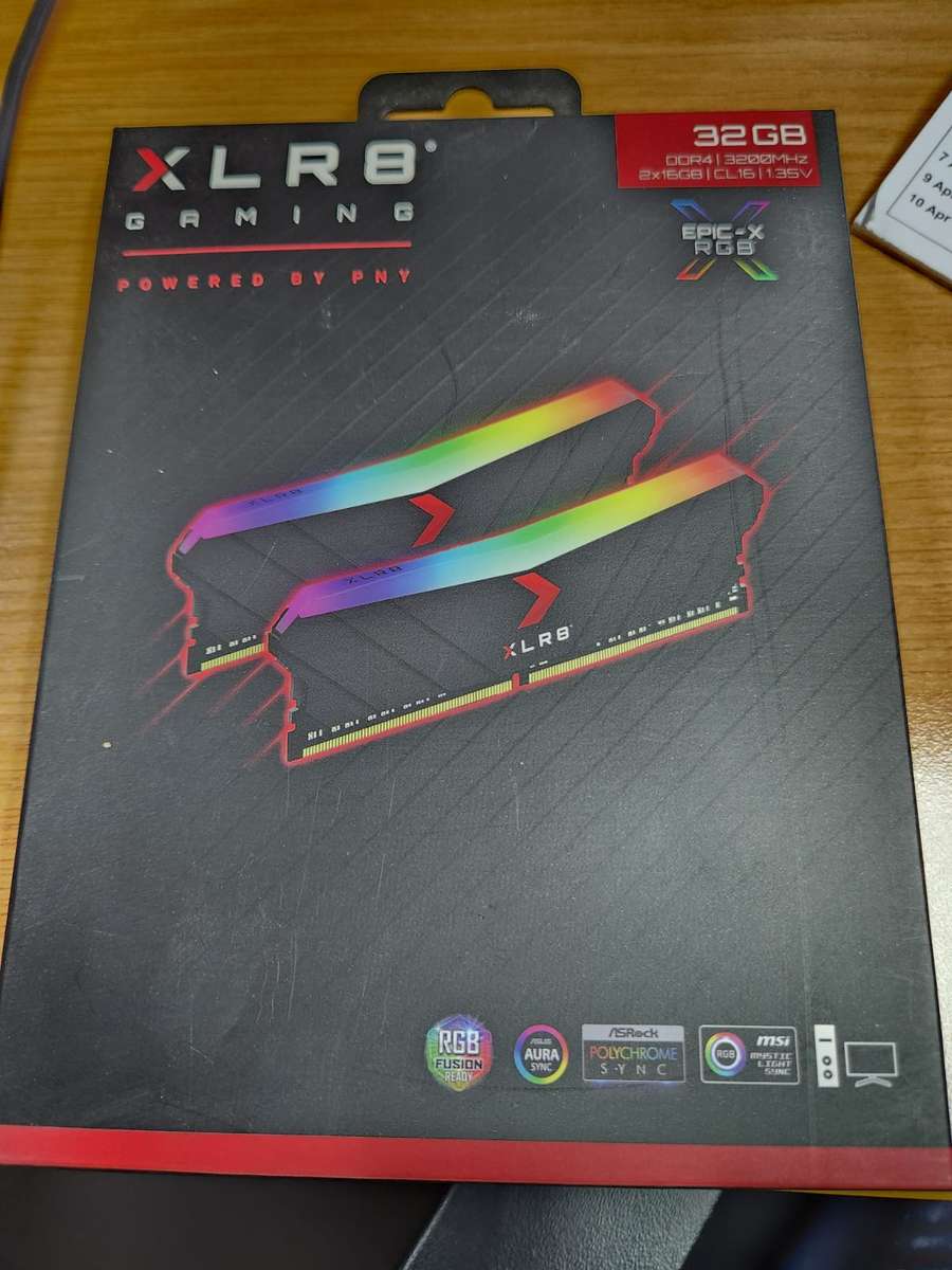 PNY XLR8 DDR4 3200 32GB LONGDIMM, RGB (16GB x 2 , 2 kits), 16-18-18