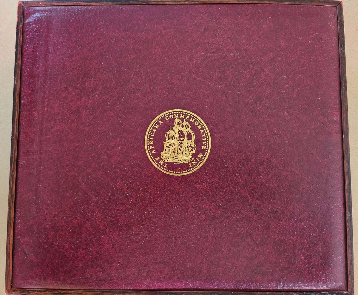 AFRICANA COMMEMORATIVE MINT RSA 1974/5 DEFINITIVE STAMP REPLICA SET